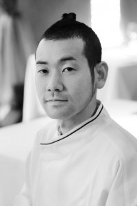 <b>Hiroyuki HAMADA</b> - chef_42_53-200x300
